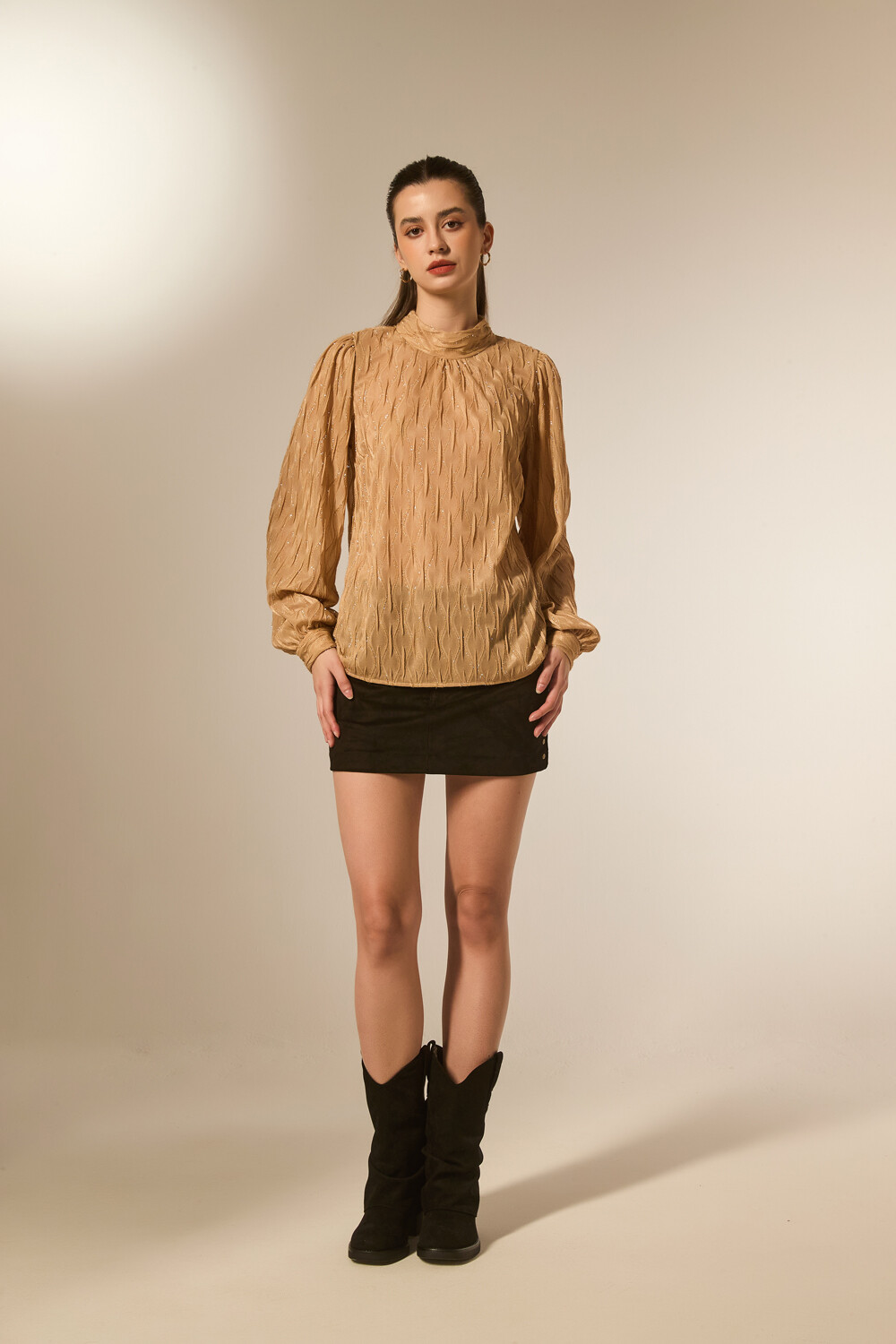 Blusa Rivane Beige Oscuro