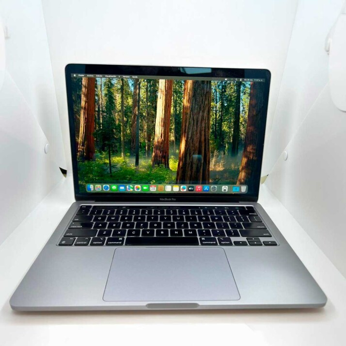 MacBook Pro 13" 2020 M1 - 8GB RAM 512 SSD MacBook Pro 13" 2020 M1 - 8GB RAM 512 SSD