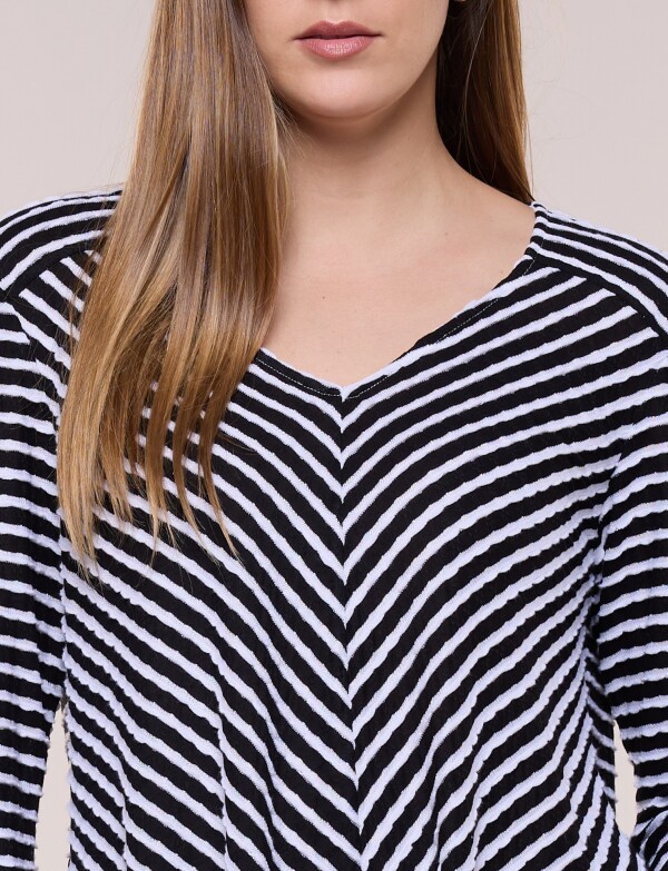 Remera Texturada A Rayas Con Escote V NEGRO/BLANCO