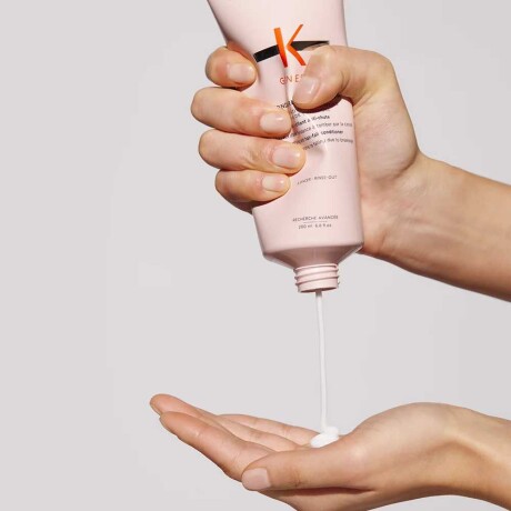 Acondicionador Kerastase Génesis Fondant Renforcateur 200ml Acondicionador Kerastase Génesis Fondant Renforcateur 200ml