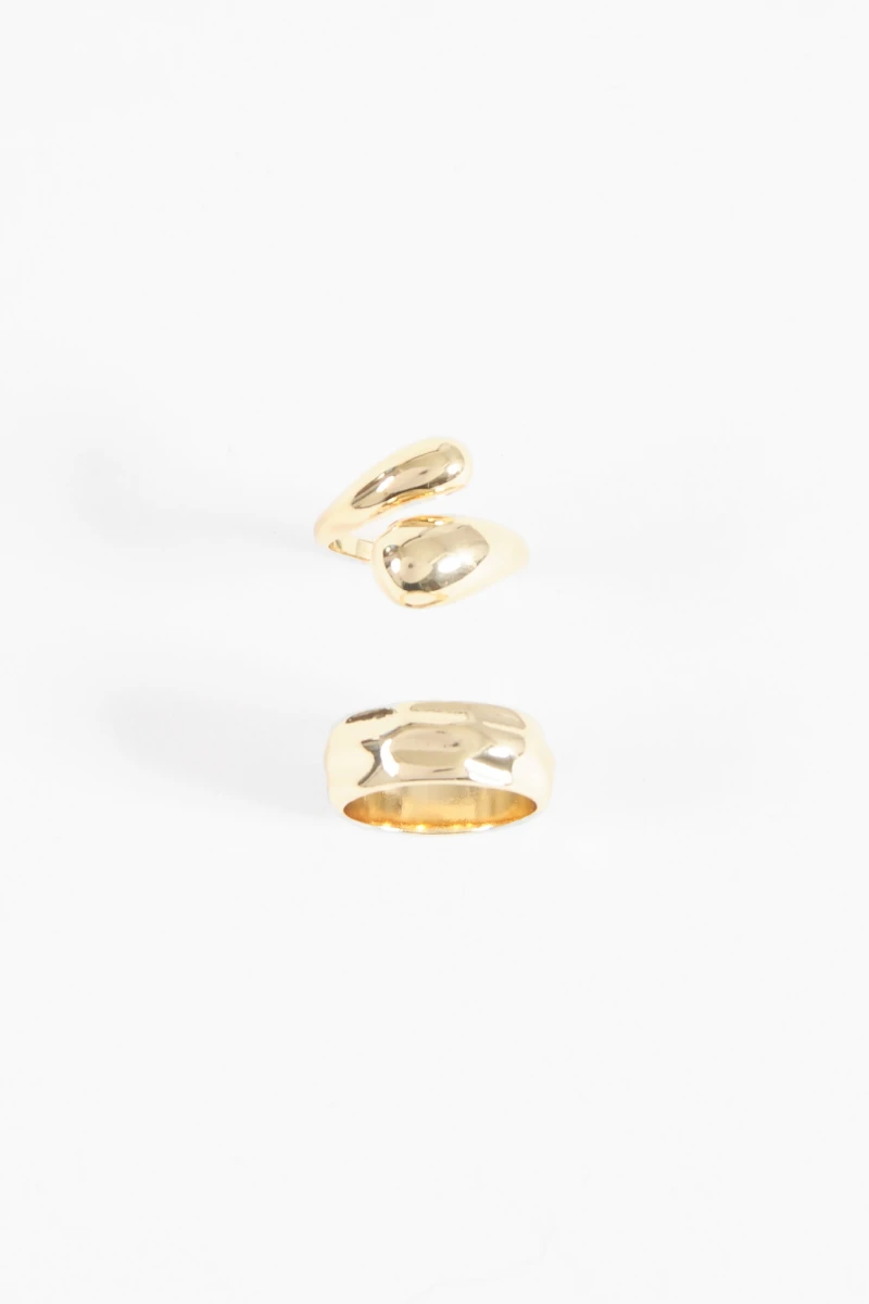 Set 2 anillos wavy dorado