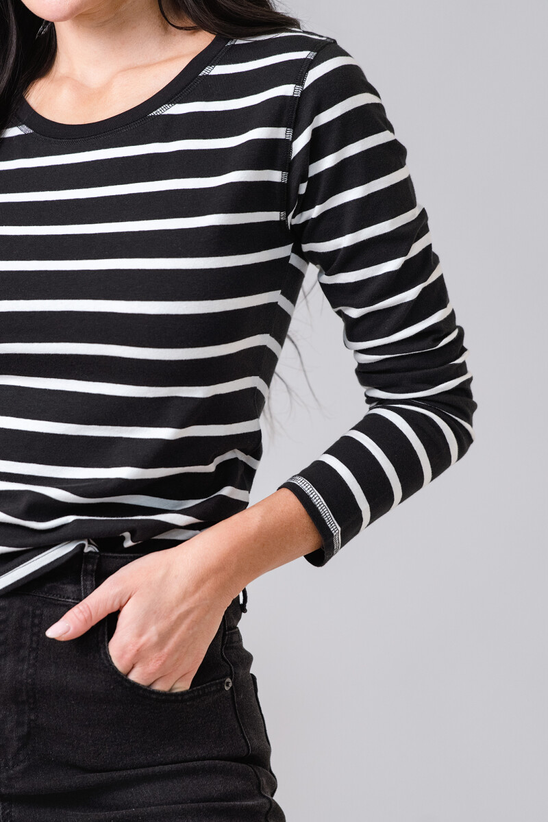 REMERA VALERIA NEGRO Y CRUDO