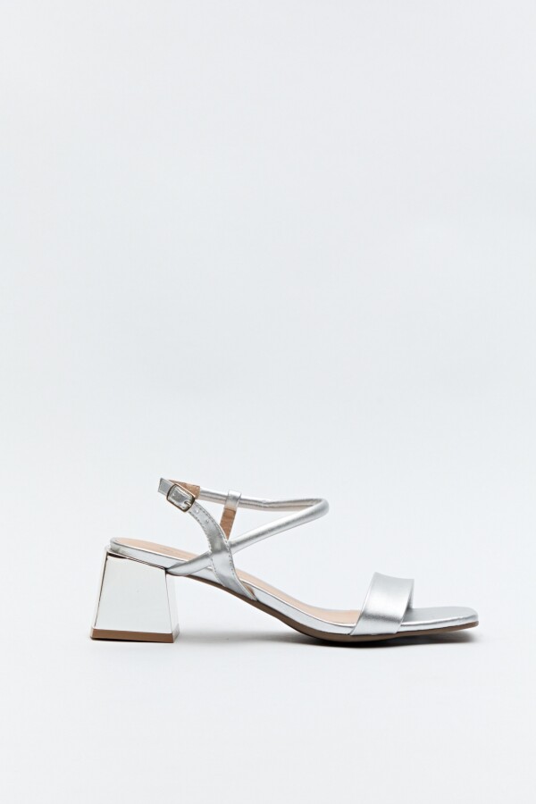SANDALIA NINA Plateado