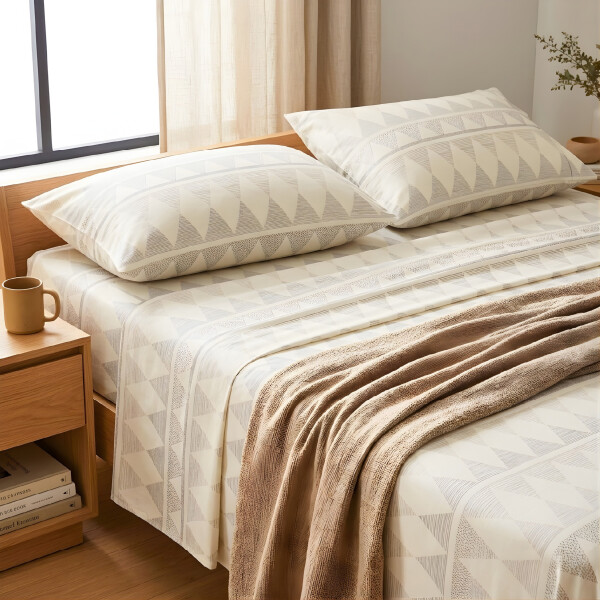 Juego de Sabanas 1 Plaza Suaves Estampado Calidad Frescas Variante Diseño Rombos Color Beige