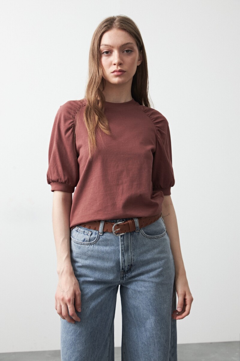 REMERA ORONJA Ladrillo