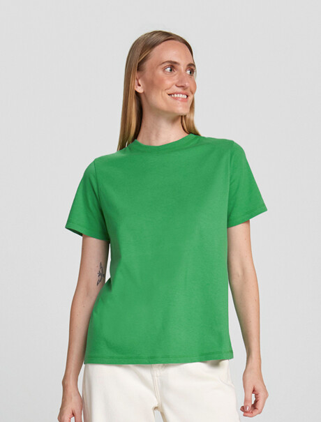 CAMISETA BÁSICA FEMENINA ESCOTE A LA BASE  VERDE