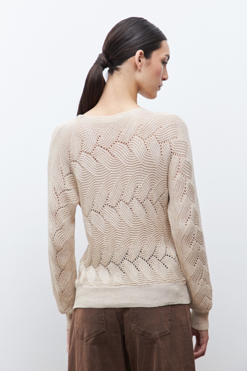 Sweater calado escote bote beige