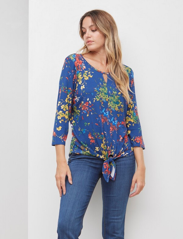 Remera Nudo Flores MULTI/AZUL