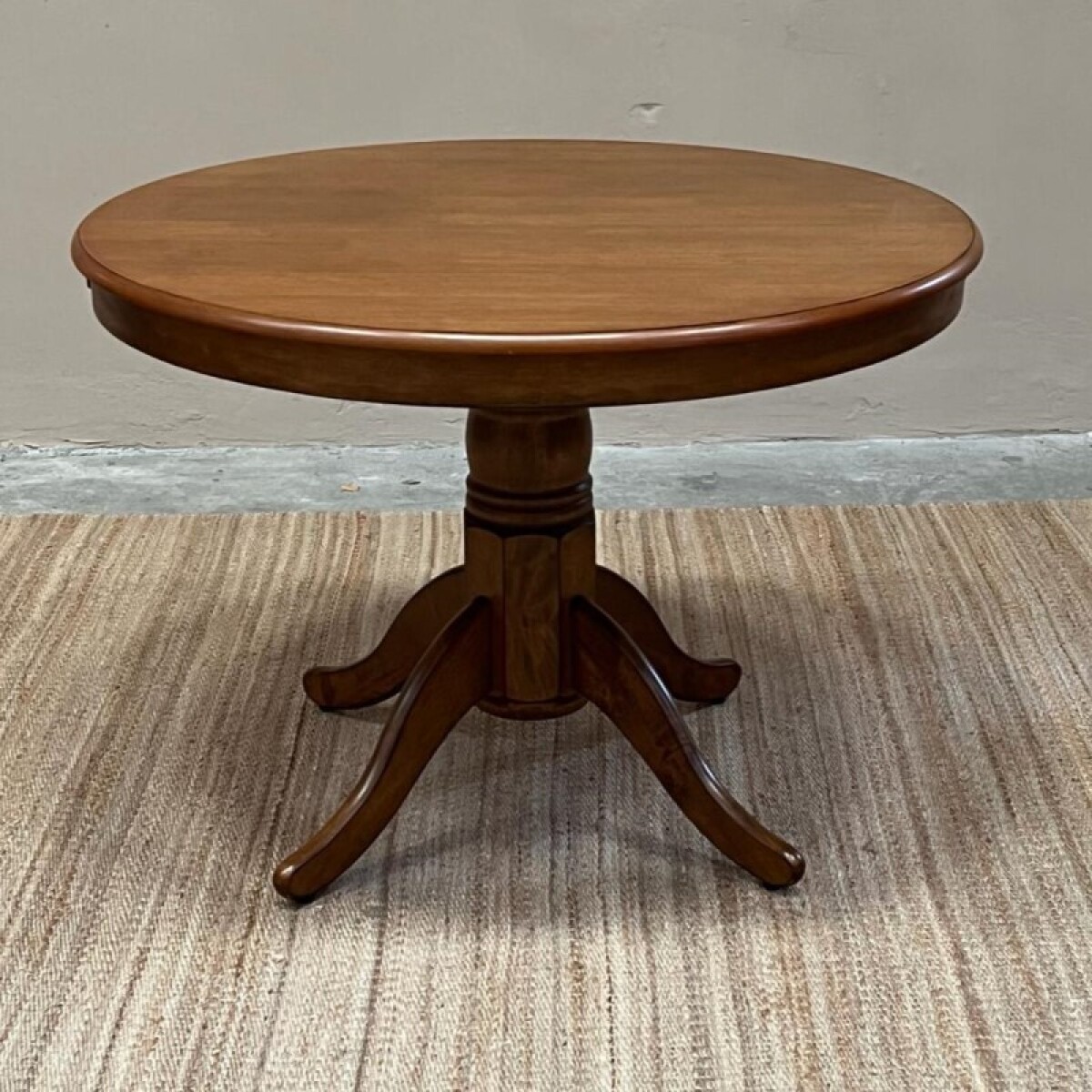 Mesa De Comedor Windsor Red Fija 106 Cm 