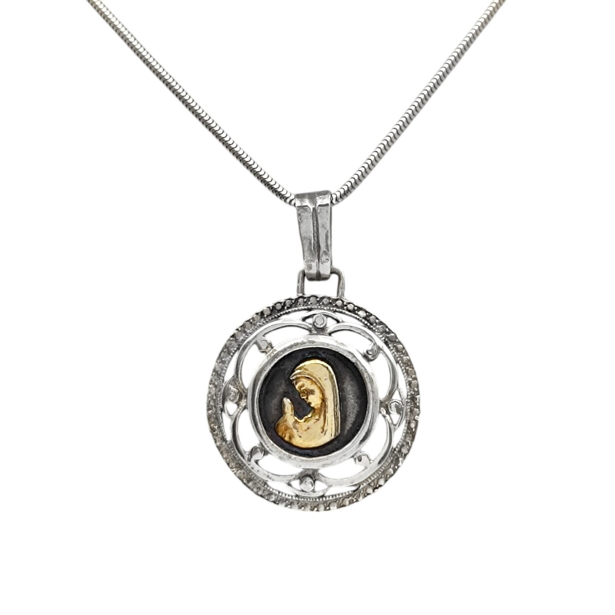 Dije Medalla Virgen Niña labrada -Plata y oro- Sin piedra- CP5030 - sinpiedra 