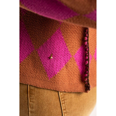 Sweater Rombos Fucsia