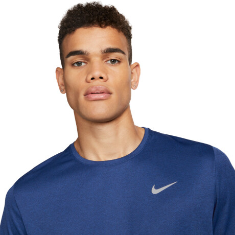 REMERA NIKE MILER Blue