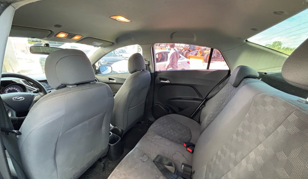 Hyundai HB20S 1.6 Comfort - 2017 Hyundai HB20S 1.6 Comfort - 2017