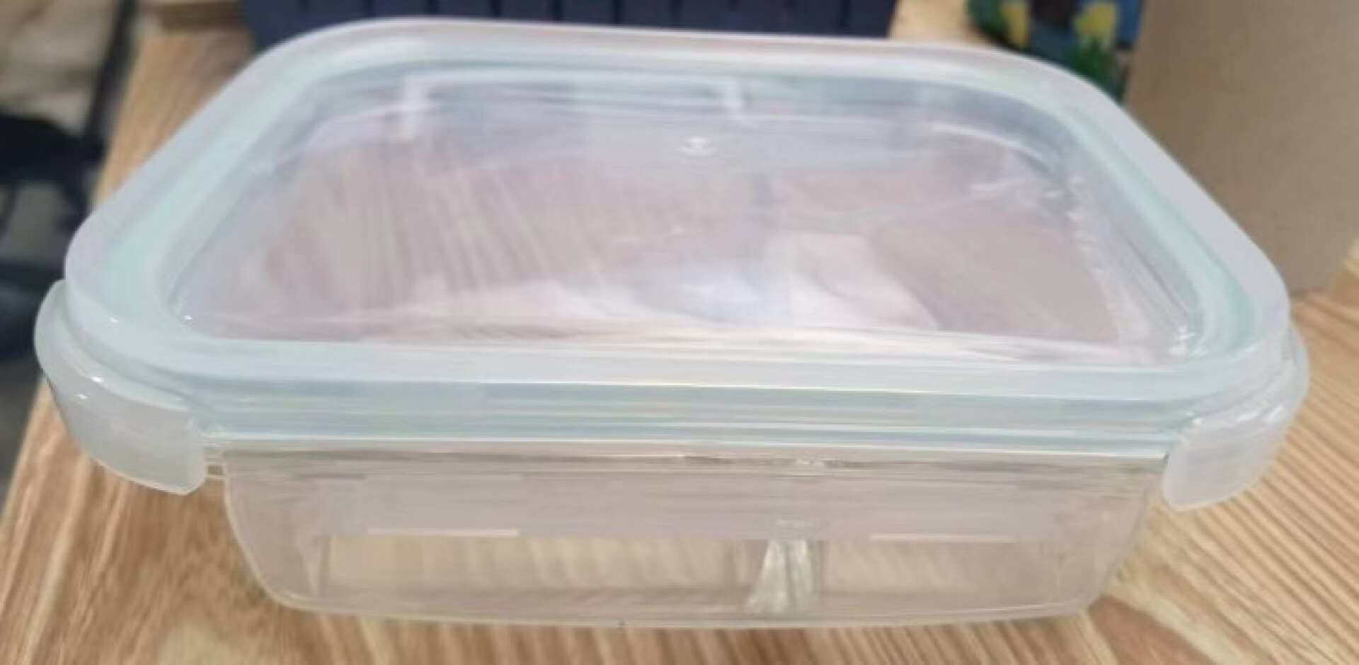 CONTENEDOR DE VIDRIO COMPARTIMENTADO PARA ALMACENAMIENTO DE ALIMENTOS-640 ML 