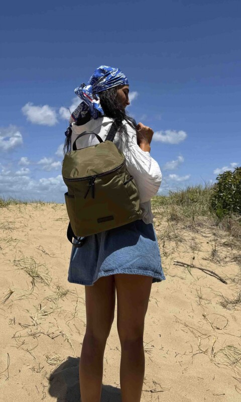 MOCHILA VIOLETA VERDE MILITAR