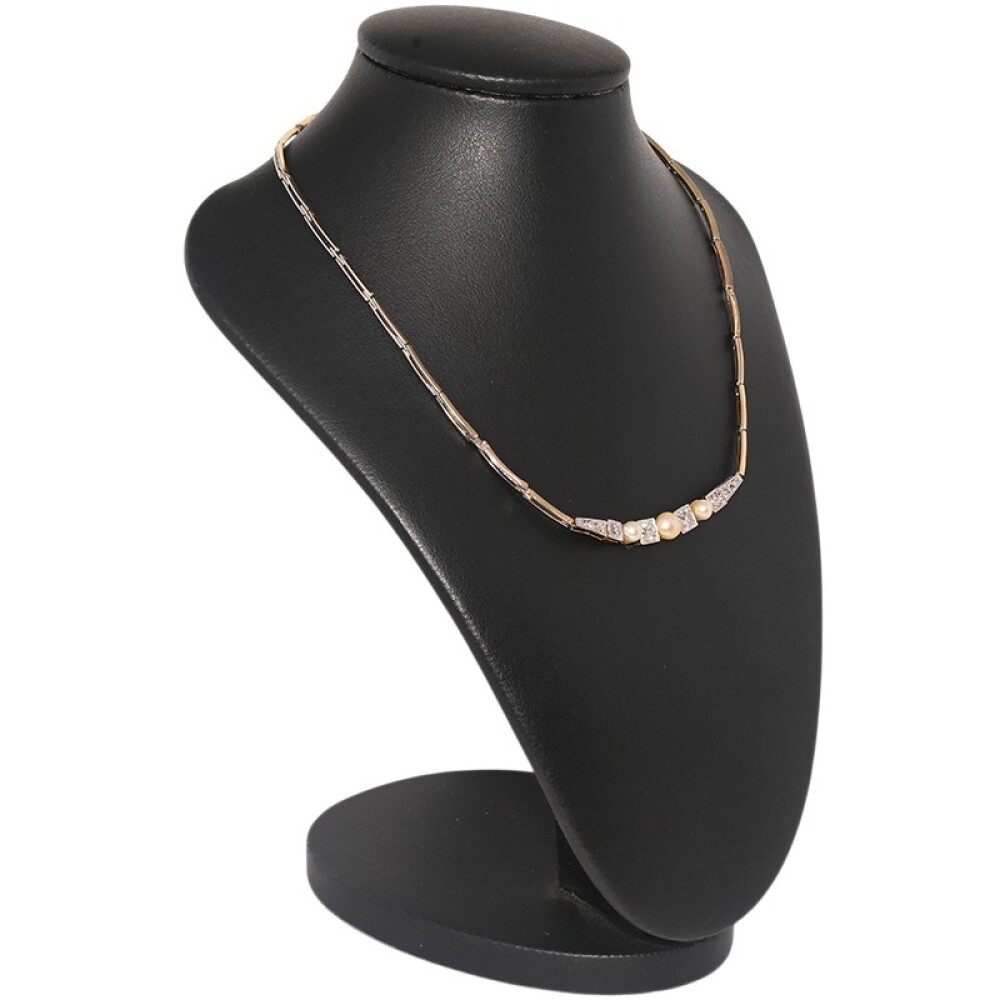 Gargantilla antigua Oro 18 k y platino, con perlas, brillantes y diamantes. Gargantilla antigua Oro 18 k y platino, con perlas, brillantes y diamantes.