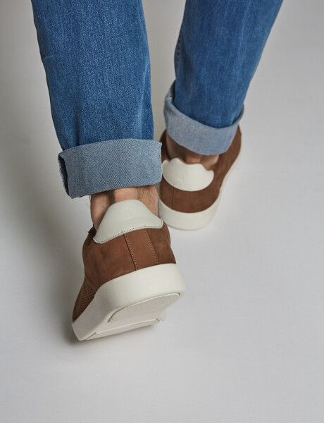 Zapatilla calada Zapatilla calada