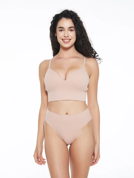 VEDETINA ELENA NUDE