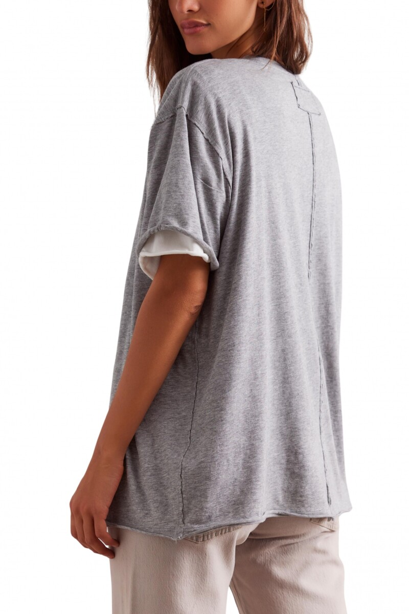 Remera Nina Gris