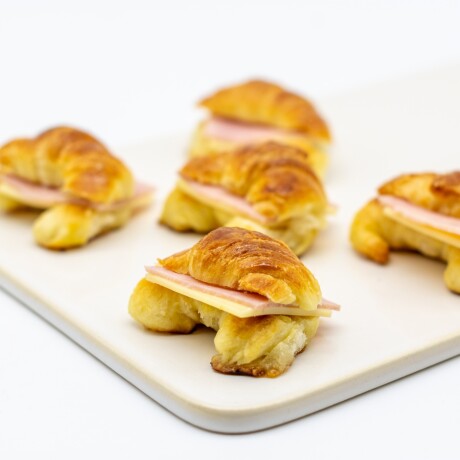 5 Croissant con Jamón y Queso de Copetín 000