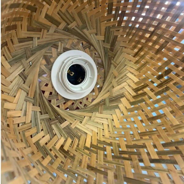 LAMPARA DE COLGAR EN BAMBU 26 CM LAMPARA DE COLGAR EN BAMBU 26 CM