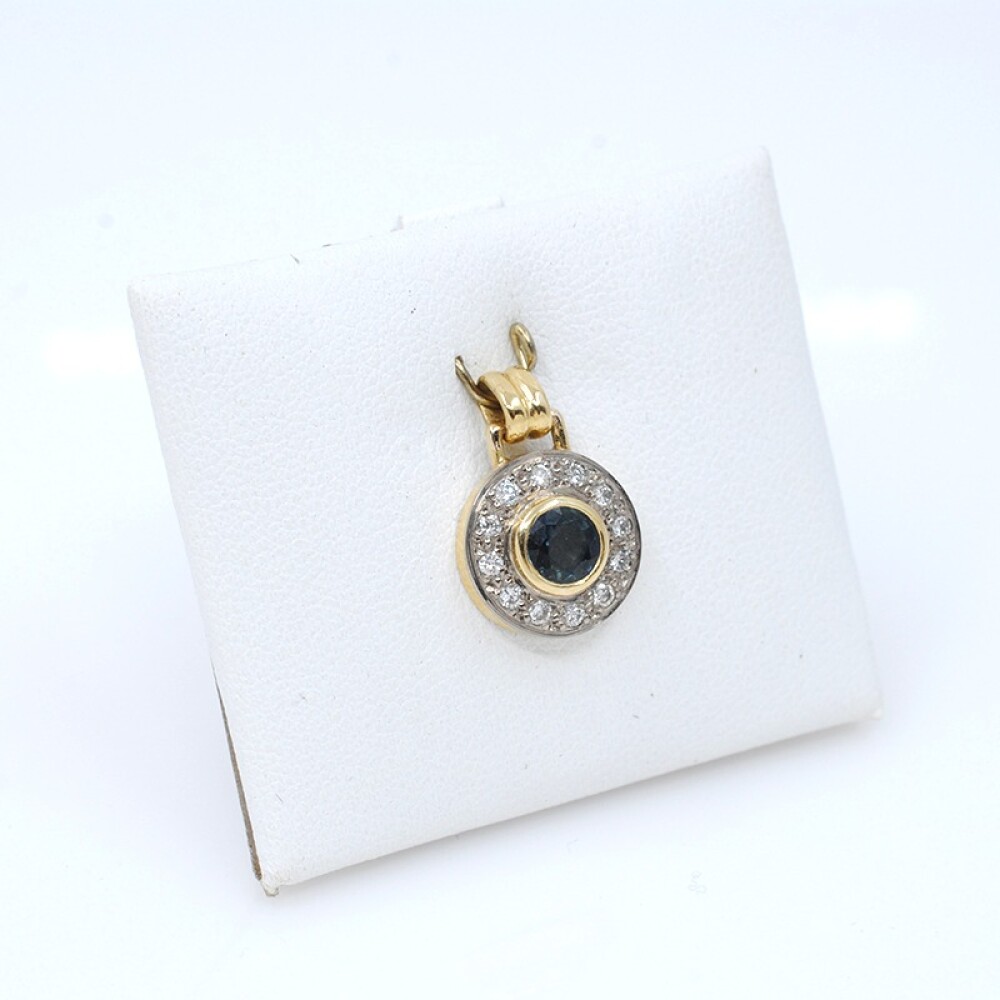 Colgante en oro 18k brillantes y zafiro Colgante en oro 18k brillantes y zafiro