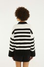 SWEATER Blanco Y Negro