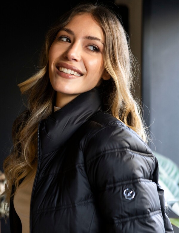 Campera Plumas Reversible Packable NEGRO