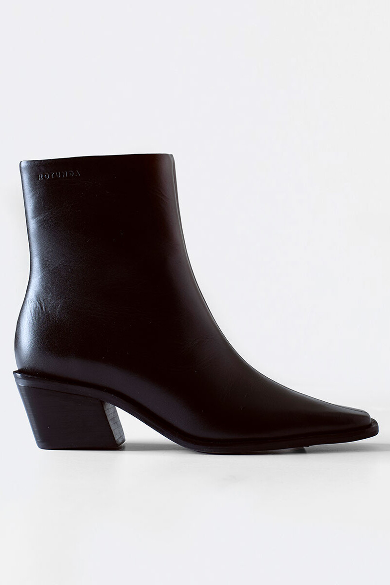 Sima Black