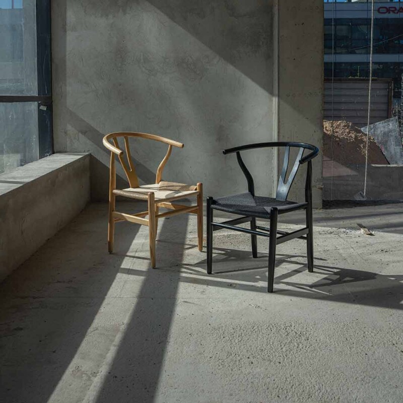 Silla Wishbone Negra