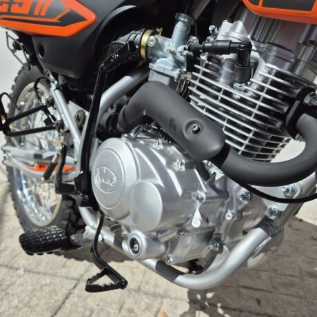 Yumbo SK125 II Naranja