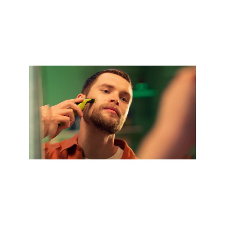 Recortadora Philips OneBlade Face + Body QP2824/10 con 5 Accesorios Recortadora Philips OneBlade Face + Body QP2824/10 con 5 Accesorios