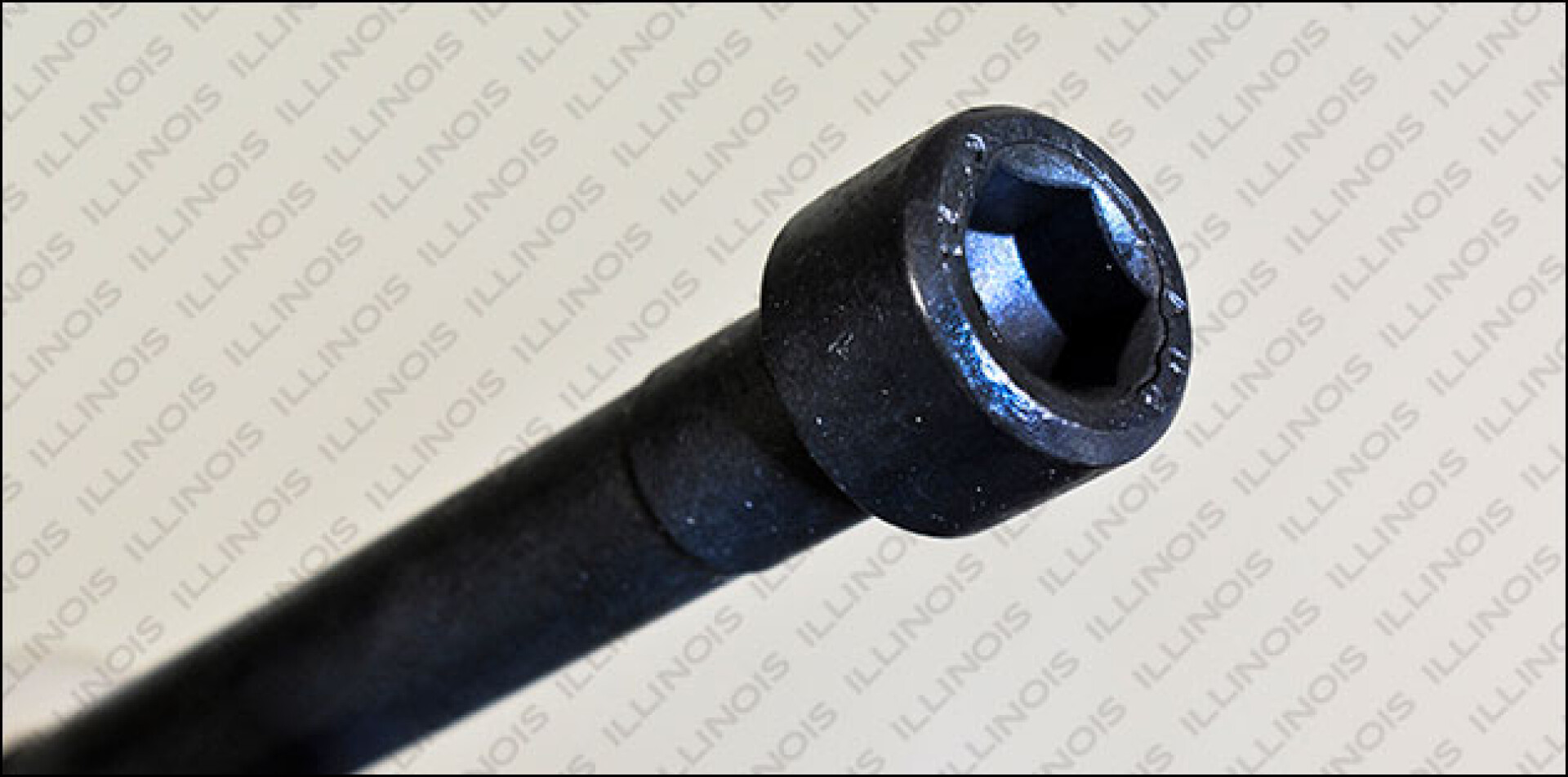 TORNILLO MITSUBISHI JGO. TAPA CILINDRO L200 L300 H100 4D56 ILLINOIS 