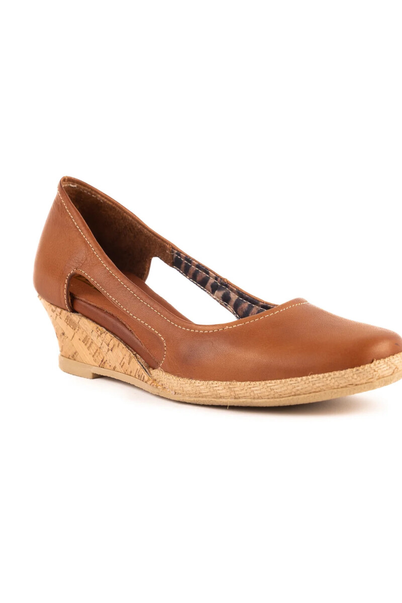 Zapato Taco Corrido Cuero Terra