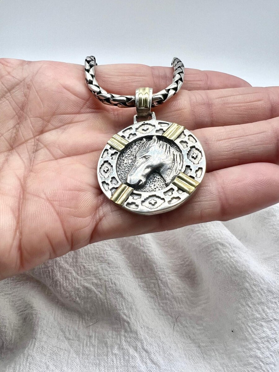 Medalla plata y oro Caballo 