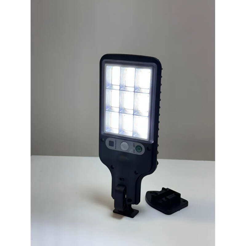 Reflector Solar 50W con Sensor y Control Reflector Solar 50W con Sensor y Control