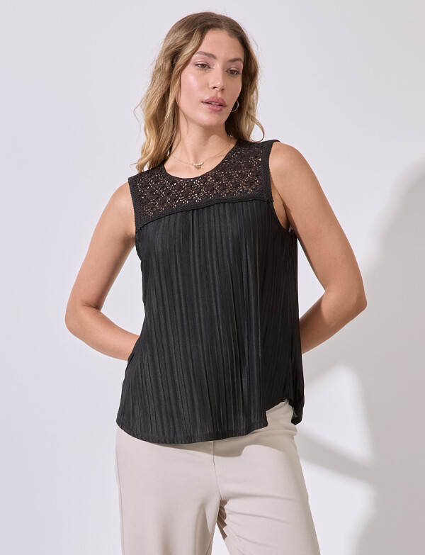 Blusa Plisada NEGRO