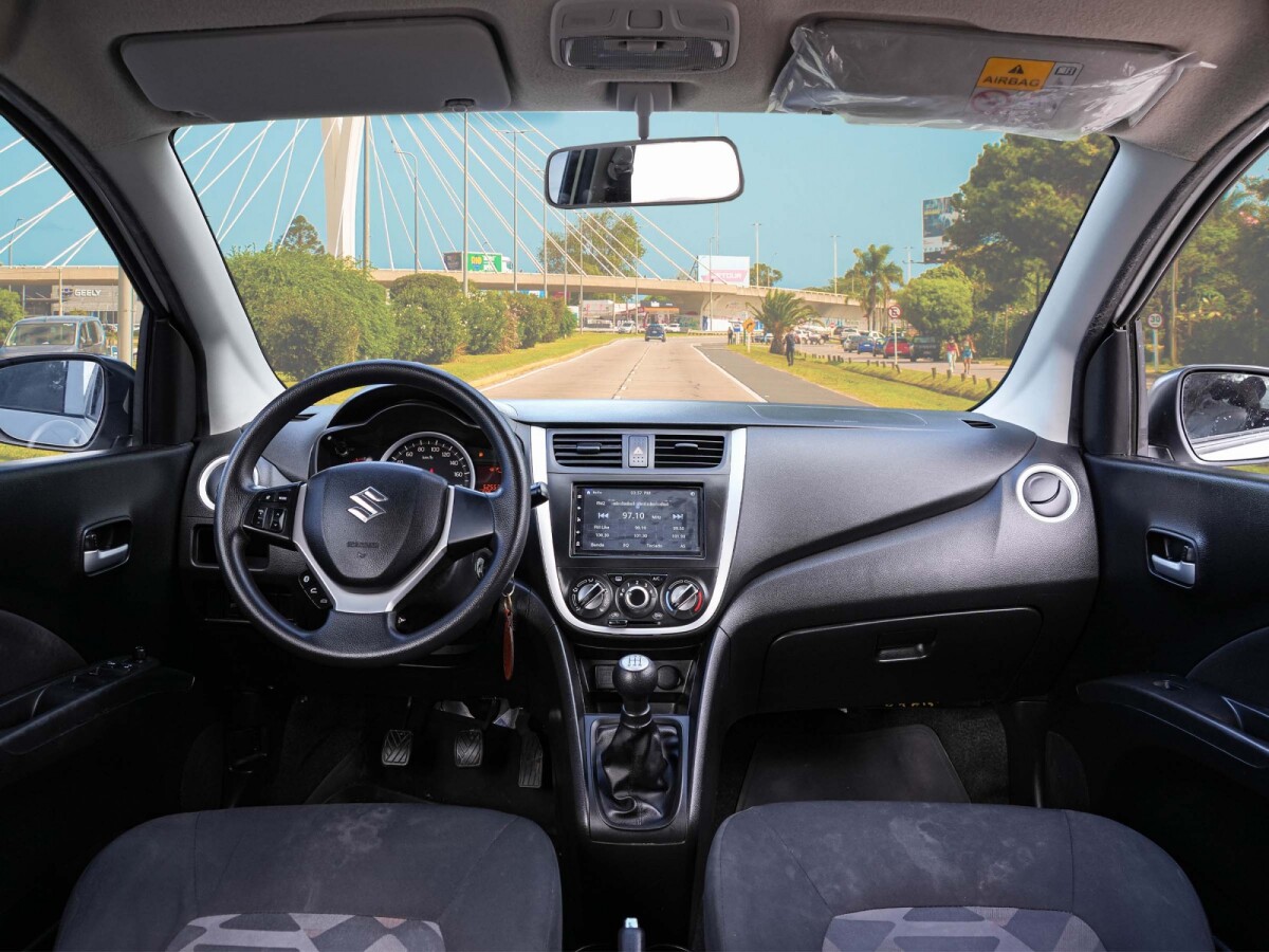 Suzuki Celerio 1.0 GL con Ficha Oficial | Permuta / Financia Suzuki Celerio 1.0 GL con Ficha Oficial | Permuta / Financia