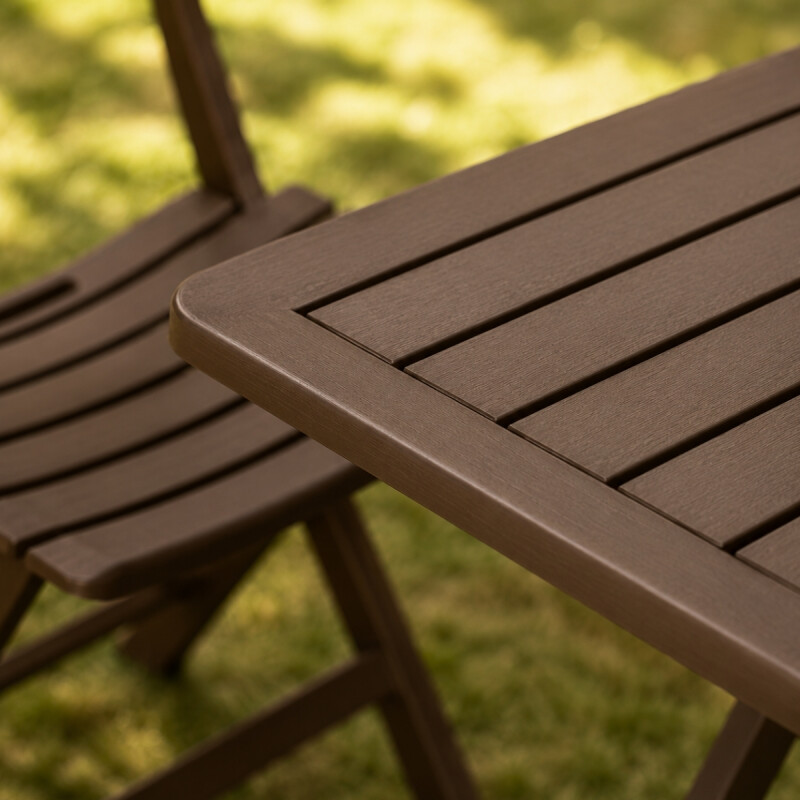 Silla Plegable Simil Madera Reforzada Plástico MARRON
