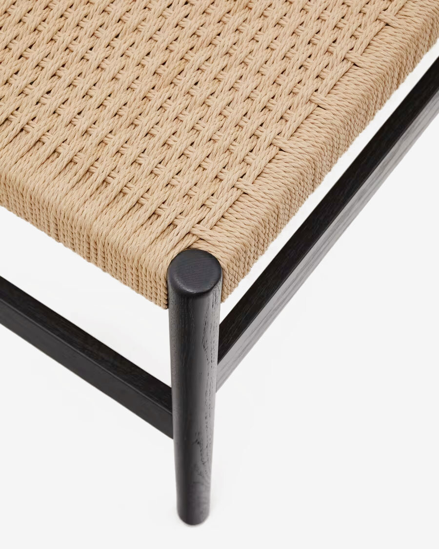 Banco Zaide de madera maciza de roble con acabado negro y asiento de cuerda 120cm