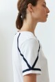 Remera escote en V con vainillas blanco