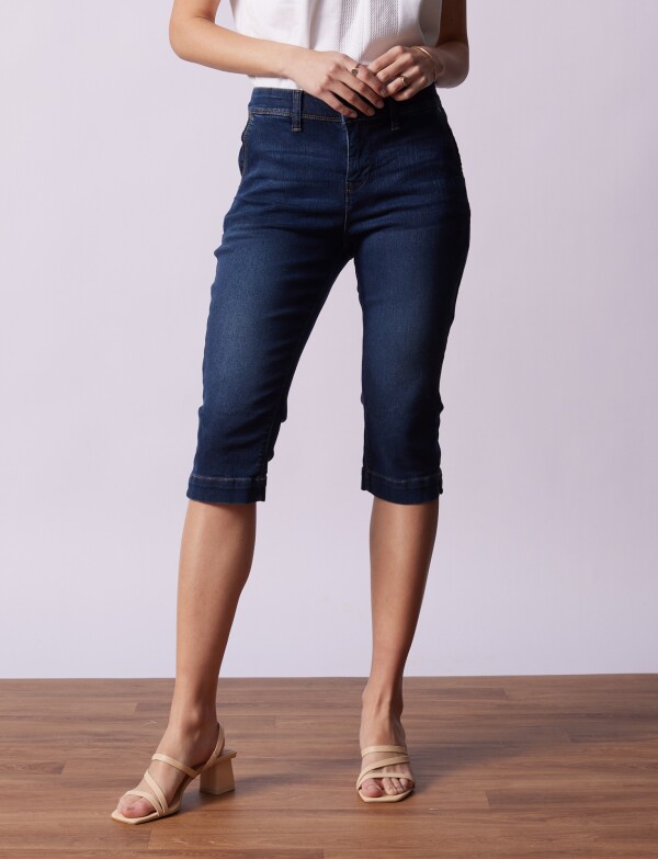 Capri Jean Goddess JEAN OSCURO