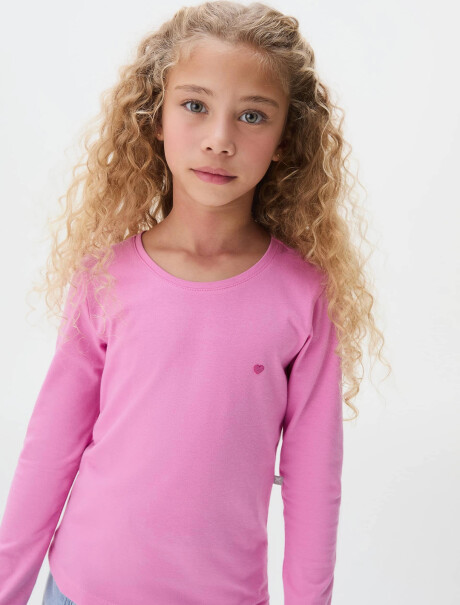 CAMISETA BÁSICA INFANTIL CON BORDADO ROSA