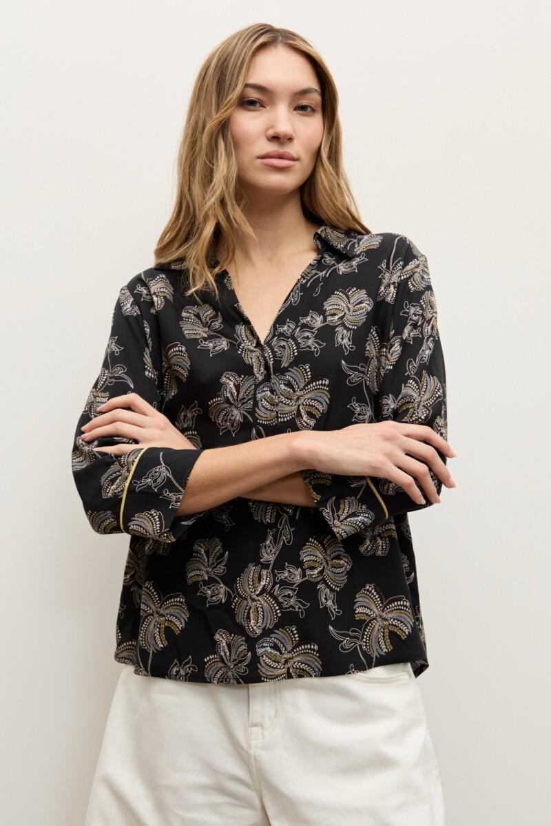 Blusa estampa Silvestre negro