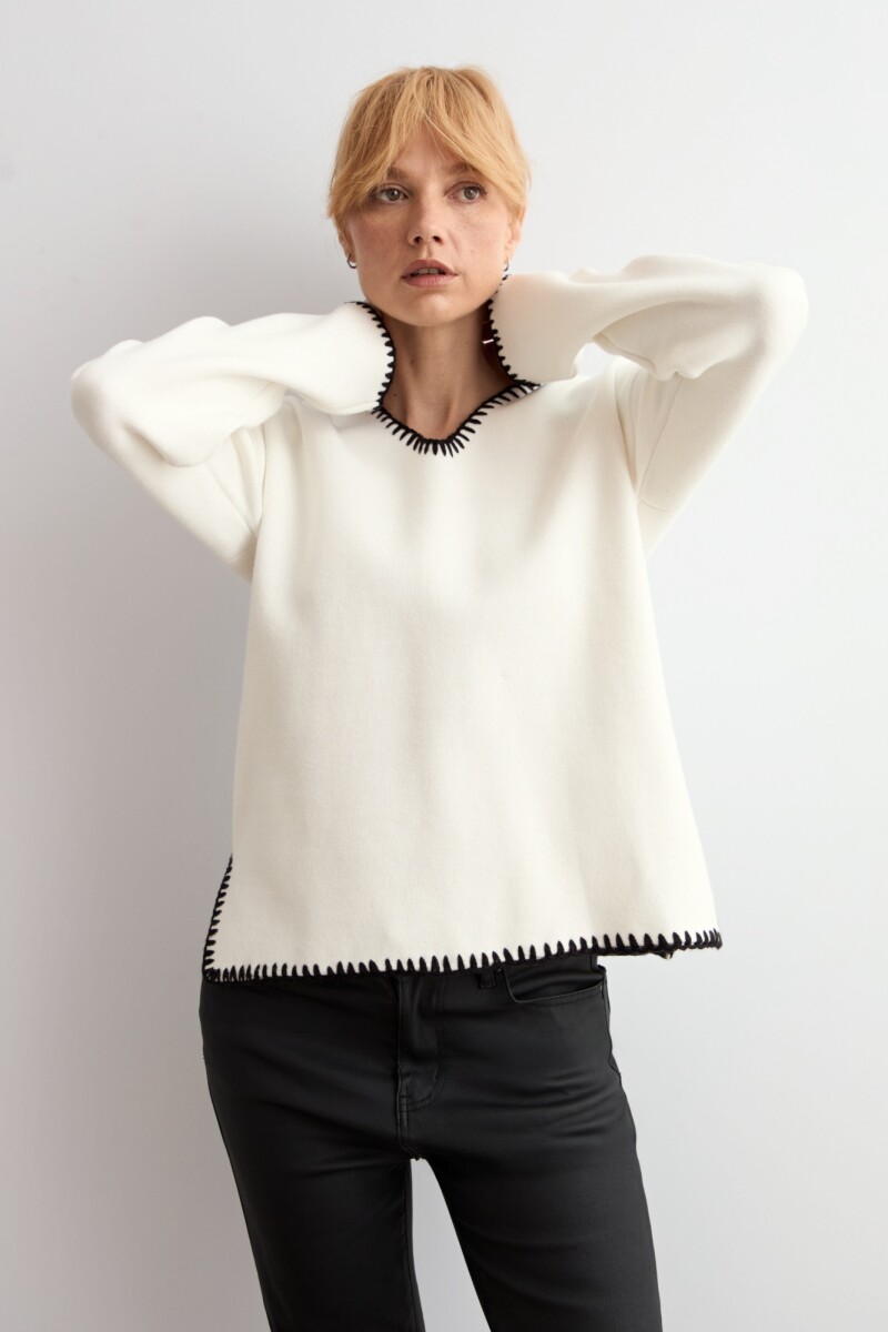 Sweater bordado en contraste crudo