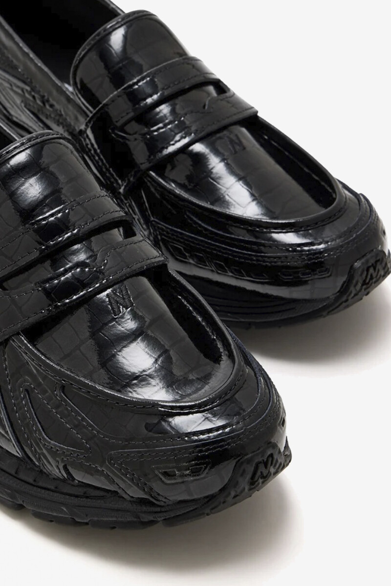 MOCASIN U1906LCR Negro