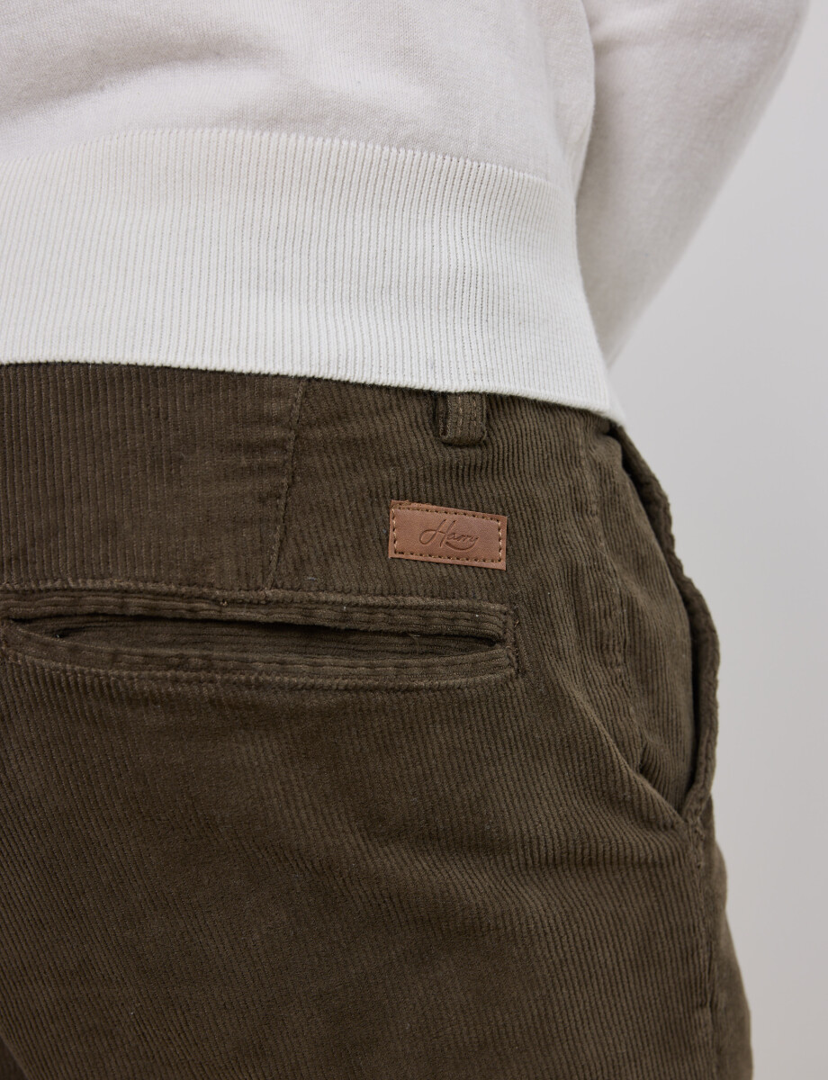080300 PANTALON HARRY Verde