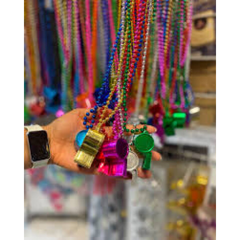 Collar de Perlas con Chifle Collar de Perlas con Chifle