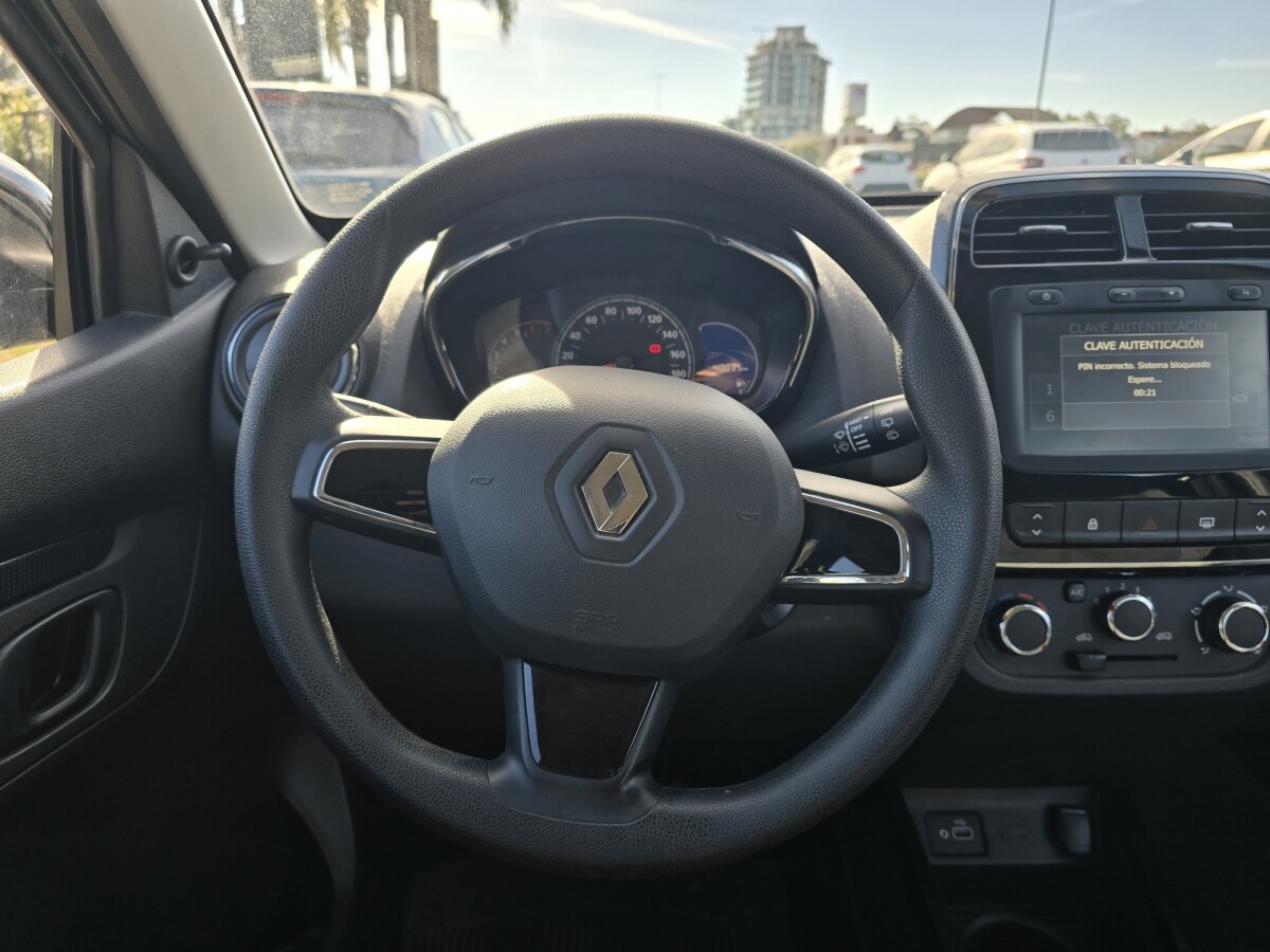 Renault Kwid Intens EXCELENTE ESTADO! | Permuta / Financia Renault Kwid Intens EXCELENTE ESTADO! | Permuta / Financia