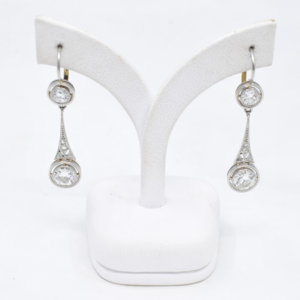 Caravanas En Oro Blanco, Brillantes Y Diamantes Caravanas En Oro Blanco, Brillantes Y Diamantes